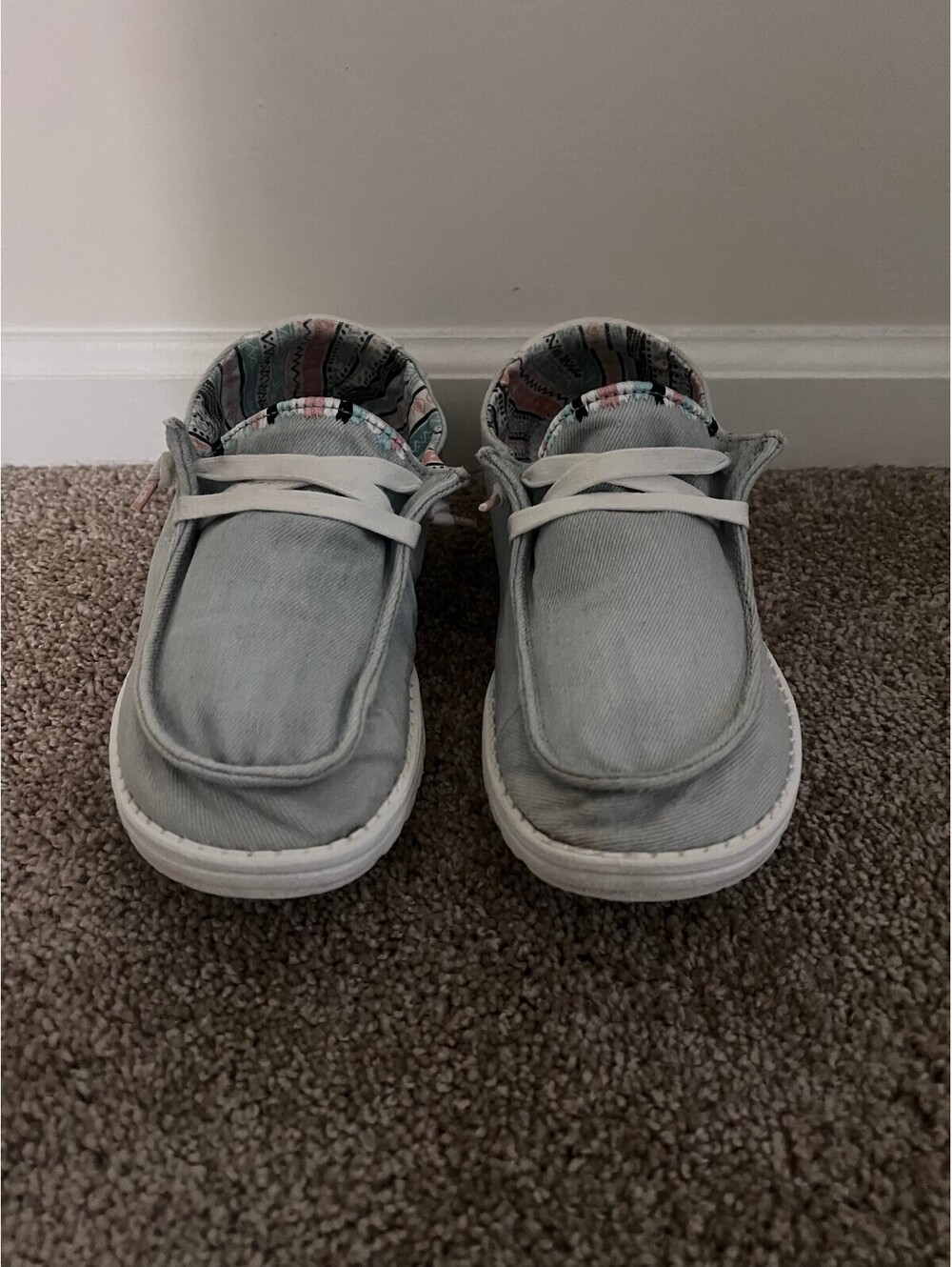 Wendy Boho Light Denim Hey Dude women Shoes size 9